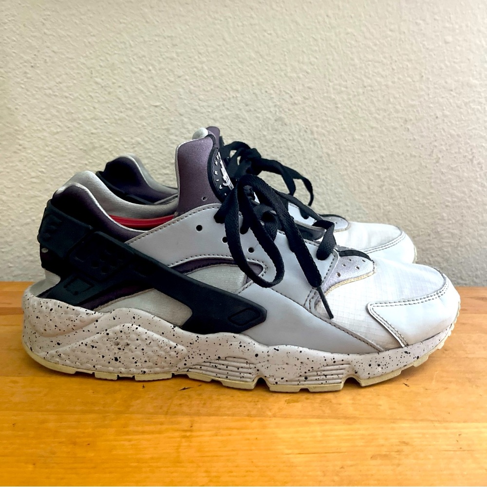 Nike Air Huarache Run Men's Size  9 Pure Platinum Wolf Grey 704830-011